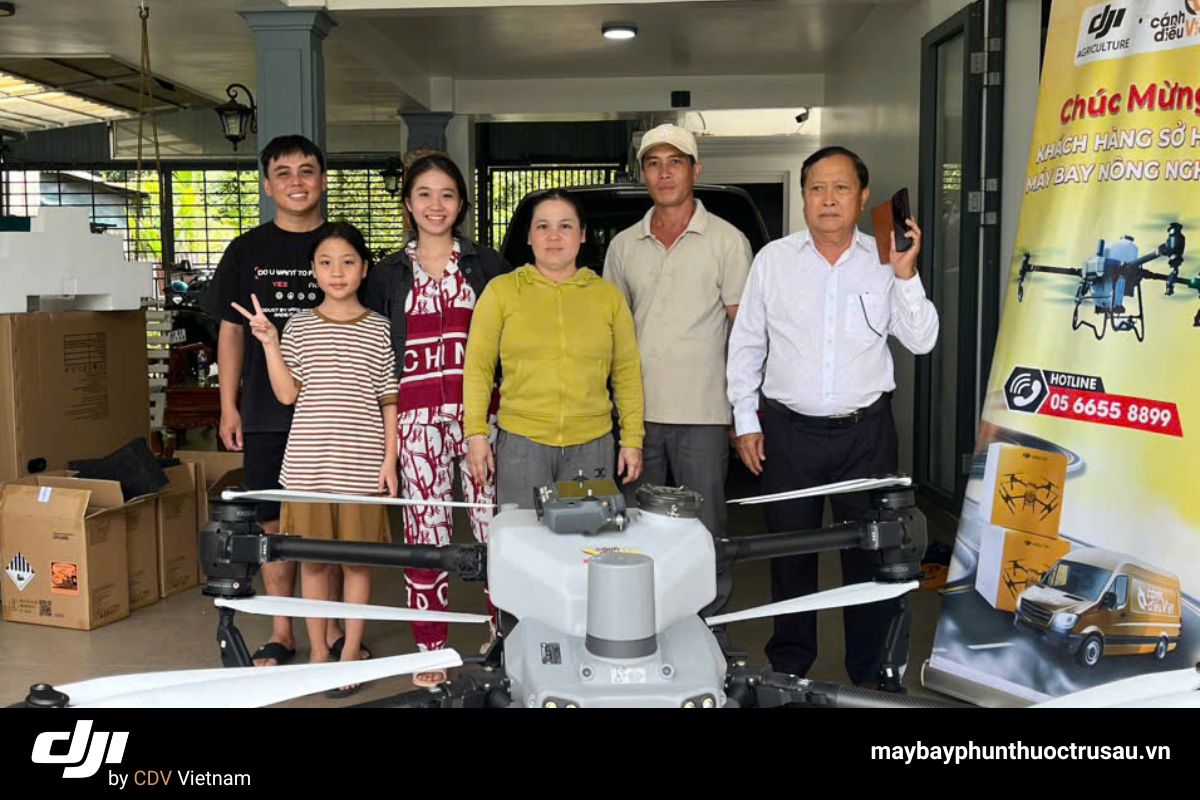 Sử dụng máy bay phun thuốc dji t70p